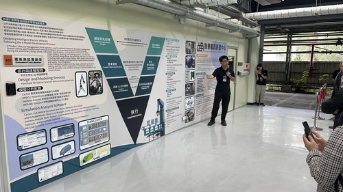 智慧載具研發中心依循V-cycle模型，從市場研究、設計到分析，針對各類車輛進行零組件、子系統與整車的完整測試與驗證。(另開新視窗/jpg檔)圖片