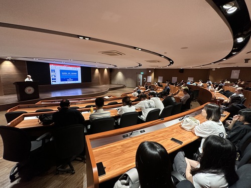 Exchange lecture(Open new window/jpg file)Image