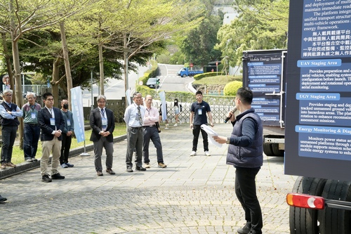 Demonstration of Conceptual Rescue Vehicles and Command Stations 1(Open new window/jpg file)Image